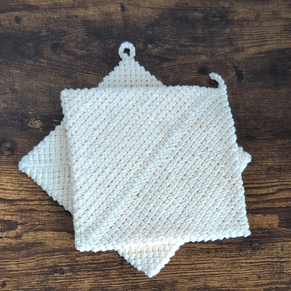 ✨ NEW ✨ Off White Crochet Kitchen Potholders